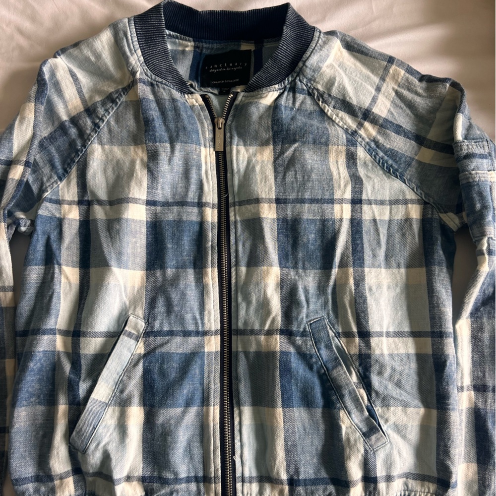 Sanctuary very light weight jacket.